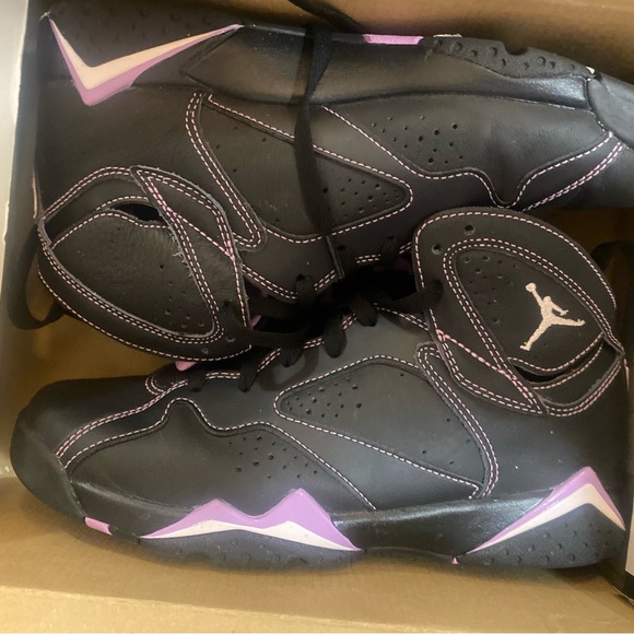 Jordan Shoes - Jordan barely grape retro 7